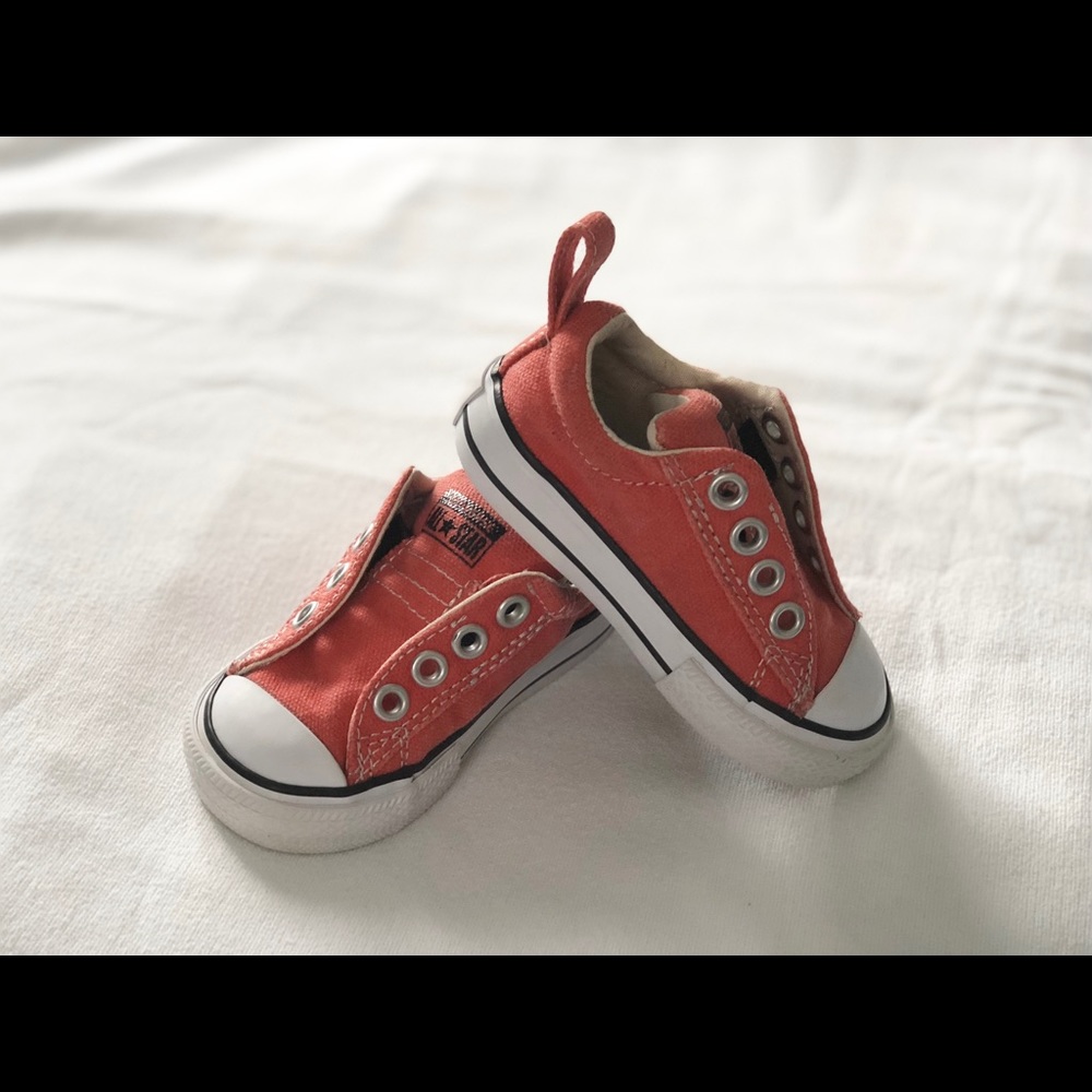Converse EUC Toddler Size 4